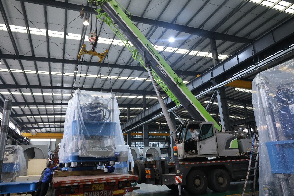 馬年伊始，發(fā)貨正忙：海獅多款大規(guī)模洗滌設(shè)備引領(lǐng)效能升級(jí)